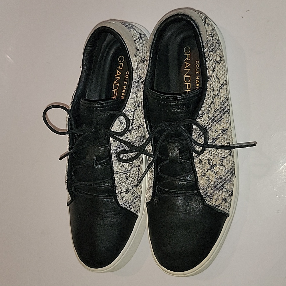 COLE HAAN WOMEN'S GRANSPRO SPECTATOR SNEAKERS - Picture 5 of 15